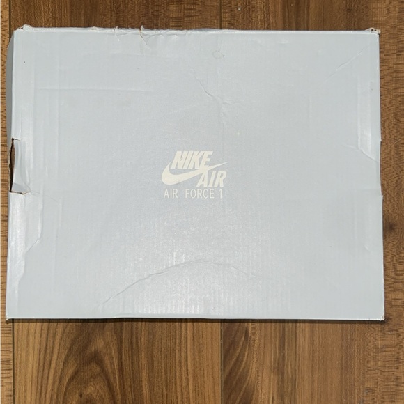 Nike sneakers - Picture 6 of 6